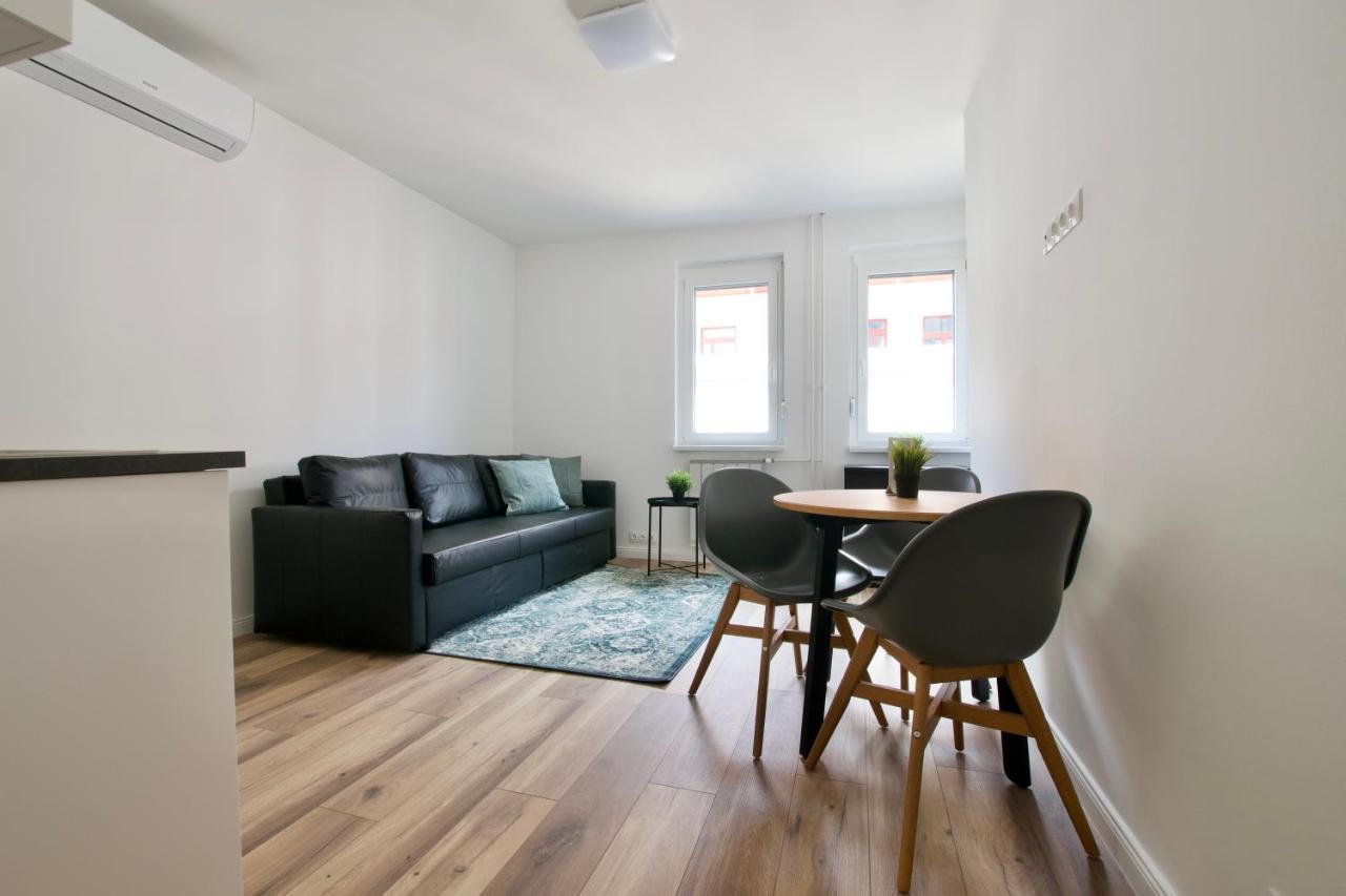 Standard Apartment By Hi5 - Dessewffy 37 Suites Budapest Eksteriør billede